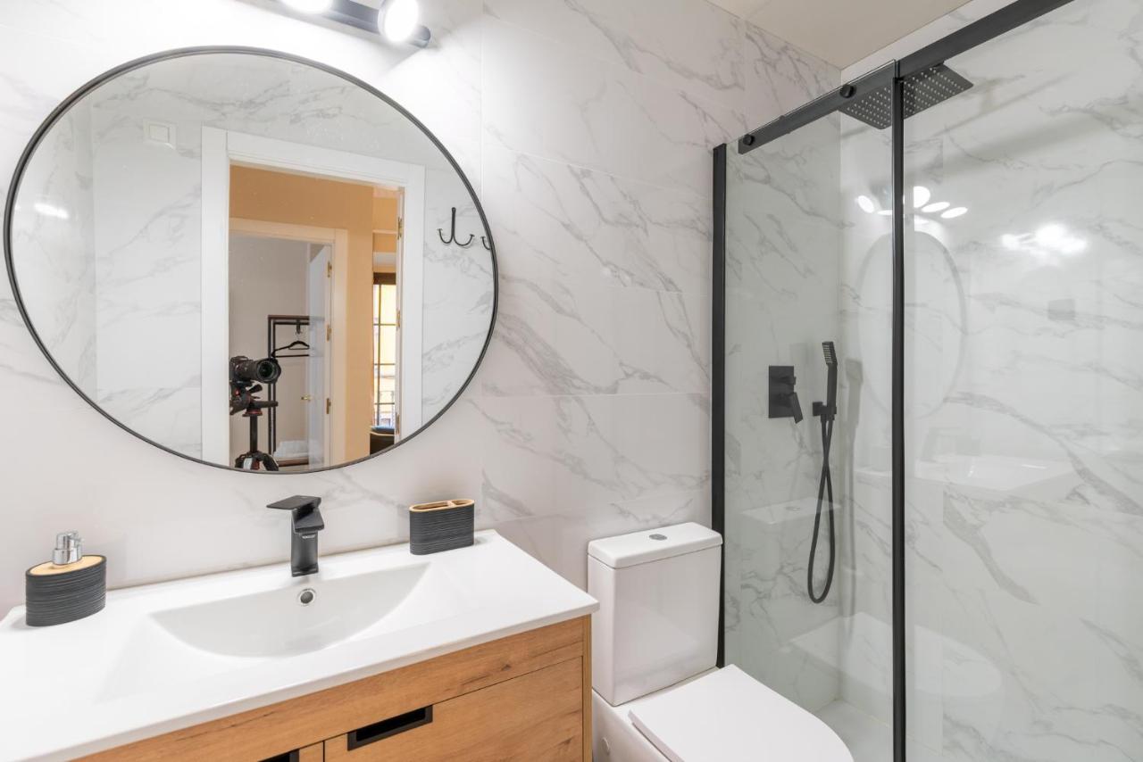 Precioso Y Moderno Apartamento En Centro De Sevilla エクステリア 写真