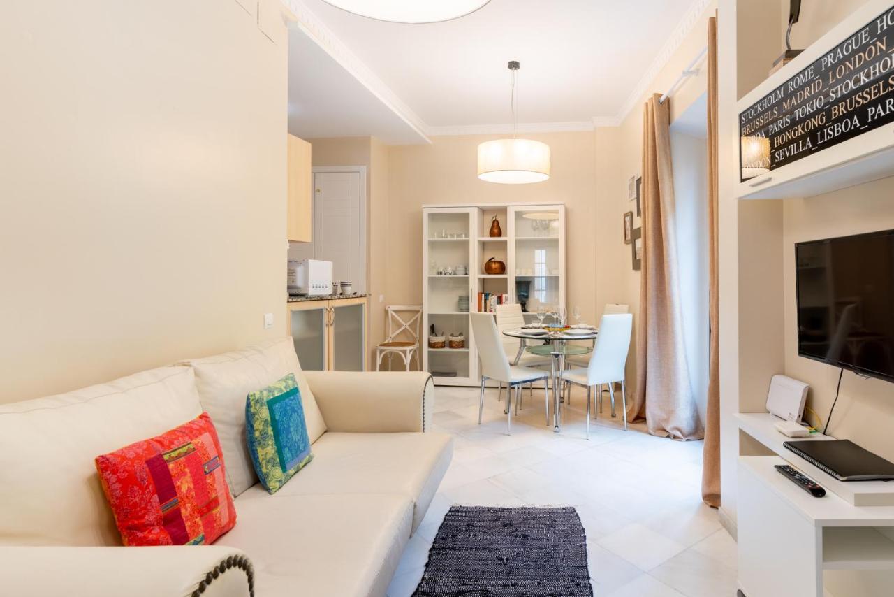 Precioso Y Moderno Apartamento En Centro De Sevilla エクステリア 写真